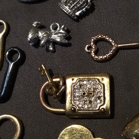 Juicy Couture scrap, mostly vintage, for repairs or upgrades 40 + pieces - Picture 8 of 10